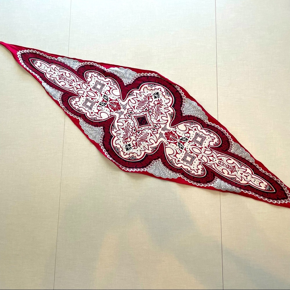 Gucci Silk Scarf